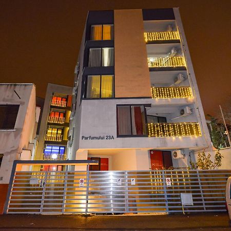 Shabbat Apartments Bukarest Exteriör bild