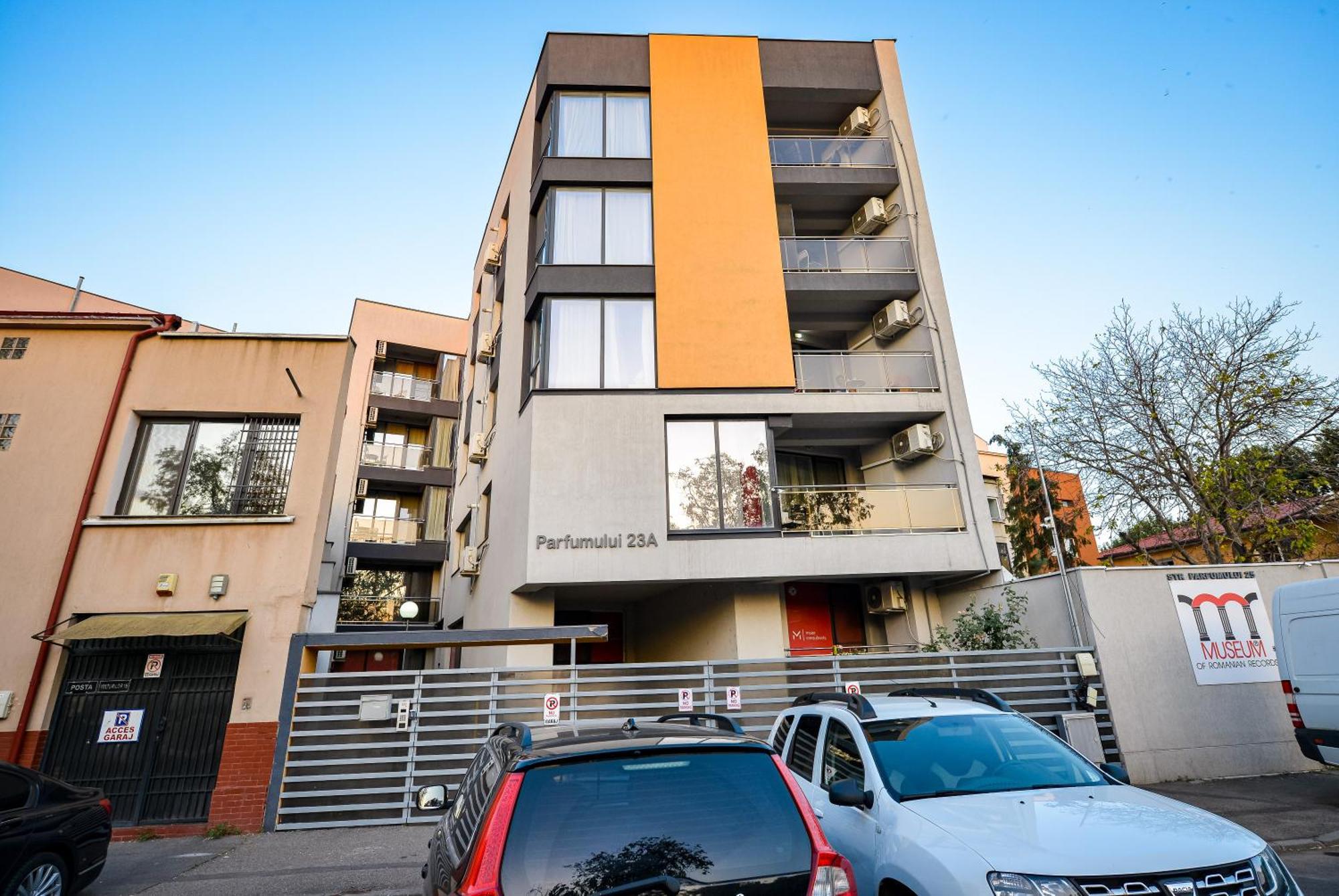 Shabbat Apartments Bukarest Exteriör bild